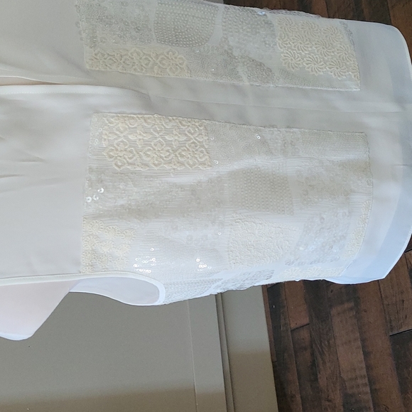 State Cream sequined dressy tank. Size medium. - Picture 6 of 12